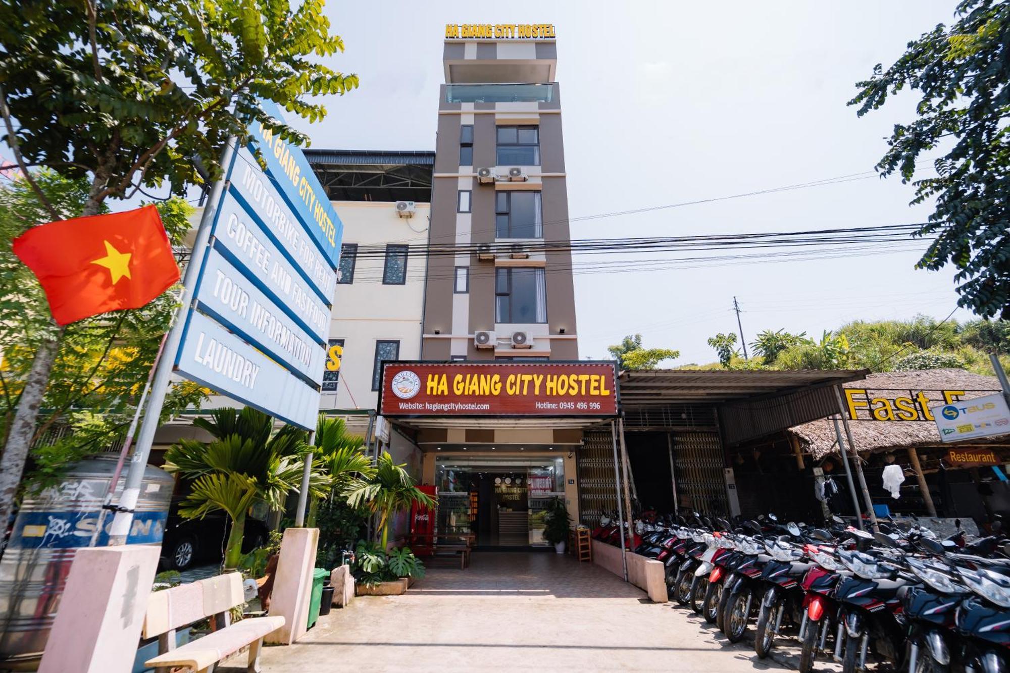 Ha Giang City Hostel エクステリア 写真
